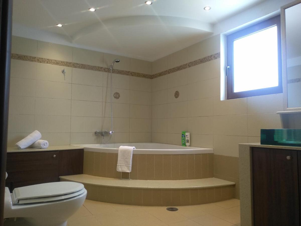 אפאנטו Maia Luxury Pool Villa מראה חיצוני תמונה